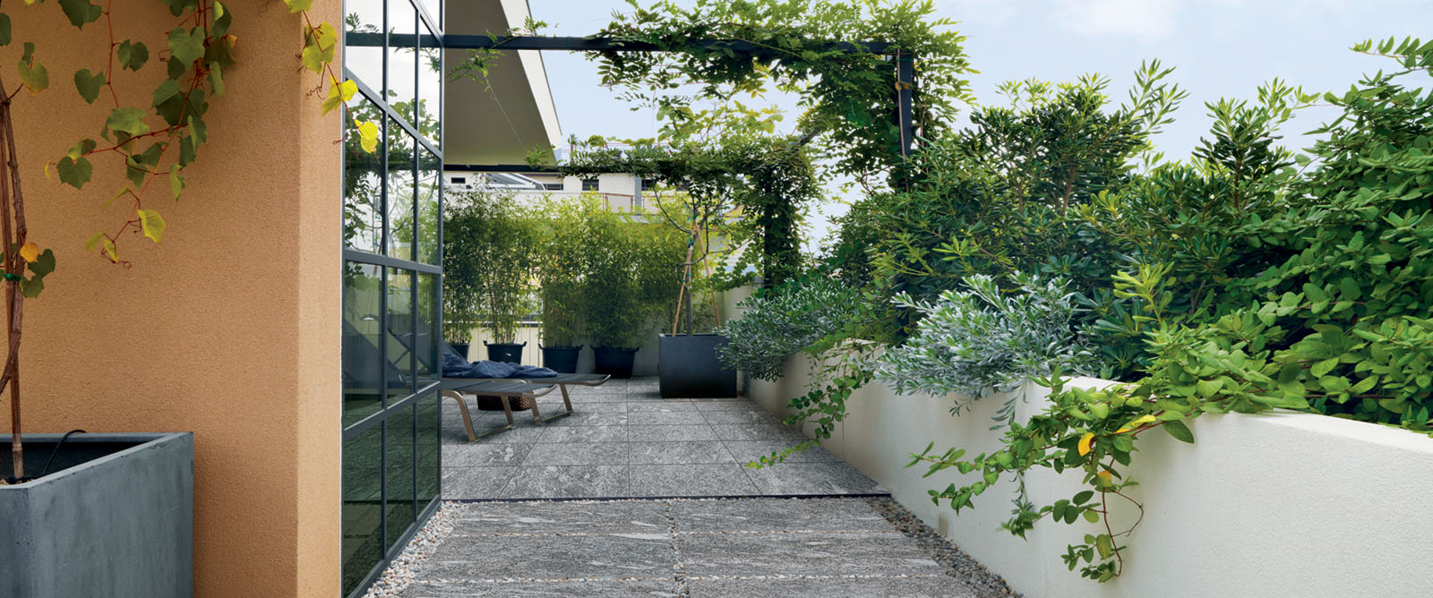 Ristrutturazione-terrazzi-giardini-balconi-Lecco-Como-Monza-Conca