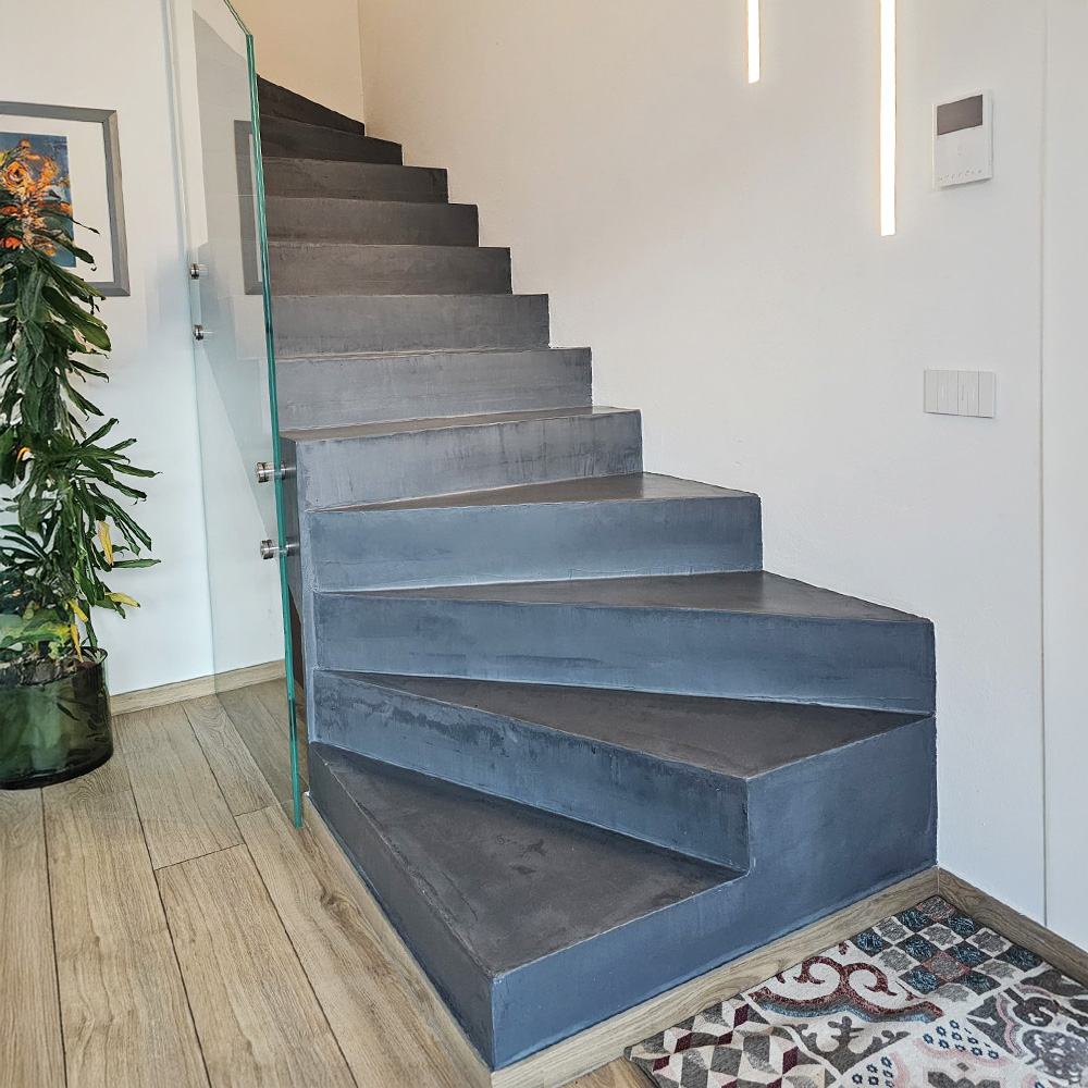 rivestimento-scala-resina-cementizia-conca Rivestimento Scala in resina cementizia